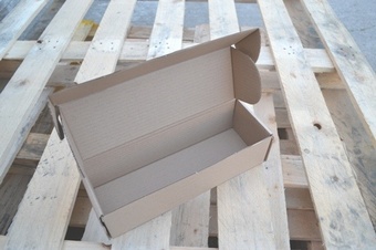 Gift Box (25 per pack) Boxes > Postal Boxes