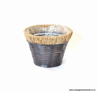 Poly Rattan Planter 25cm Christmas Collection